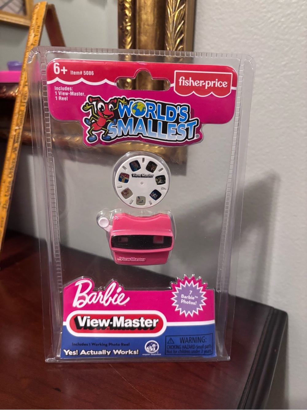 Barbie Bright Pink Mini View-Master with White 7 Photo Reel